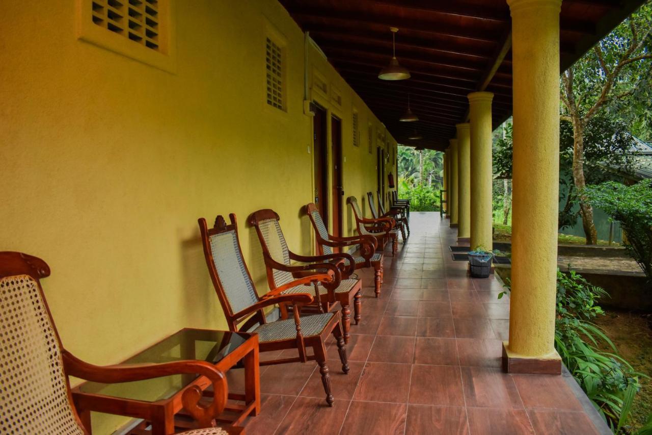 Blue Magpie Lodge Sinharaja Kudawe Екстер'єр фото